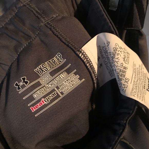 UNDER ARMOUR XS Activewear Shorts - Picture 7 of 8